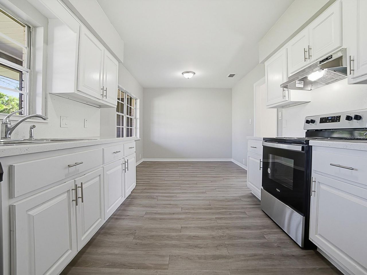 5 Oak Street, Yalaha, FL 34797 Photo