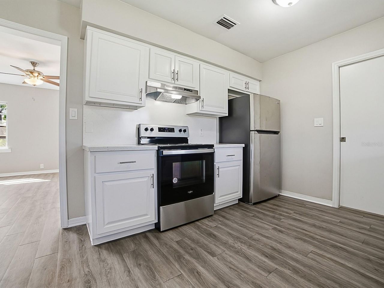 5 Oak Street, Yalaha, FL 34797 Photo