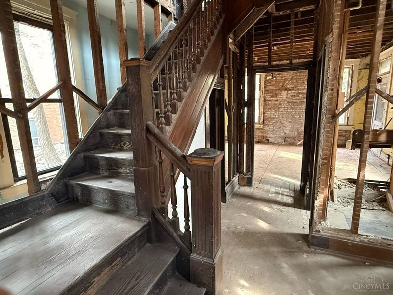 454 W Mcmicken Avenue, Cincinnati, OH 45214 Photo 11