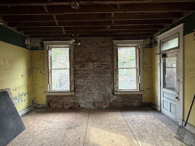 454 W Mcmicken Avenue, Cincinnati, OH 45214 Photo 6