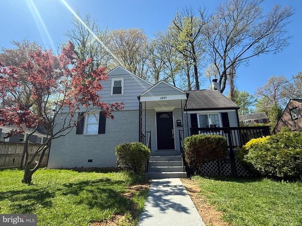 6809 GREENVALE PARKWAY, HYATTSVILLE, MD 20784