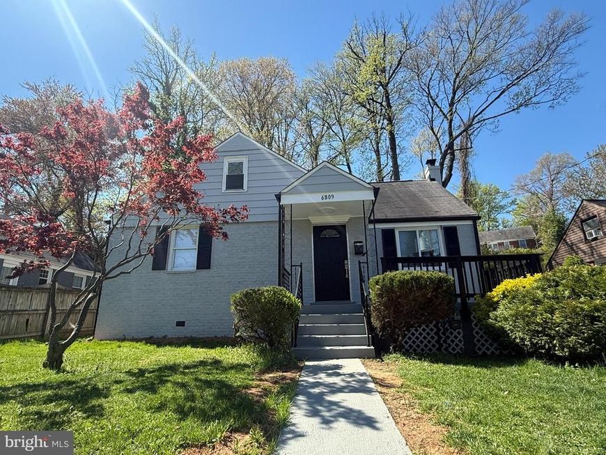 6809 Greenvale Parkway, Hyattsville, MD 20784 Main Photo