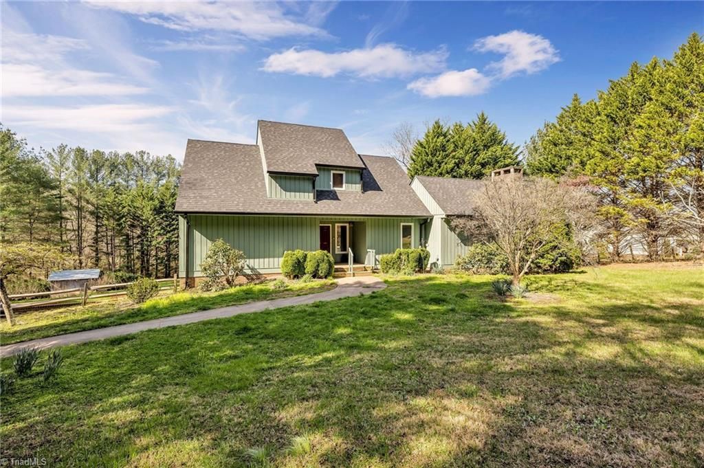 257 Smitheys Country Lane, Millers Creek, NC 28651 Main Photo