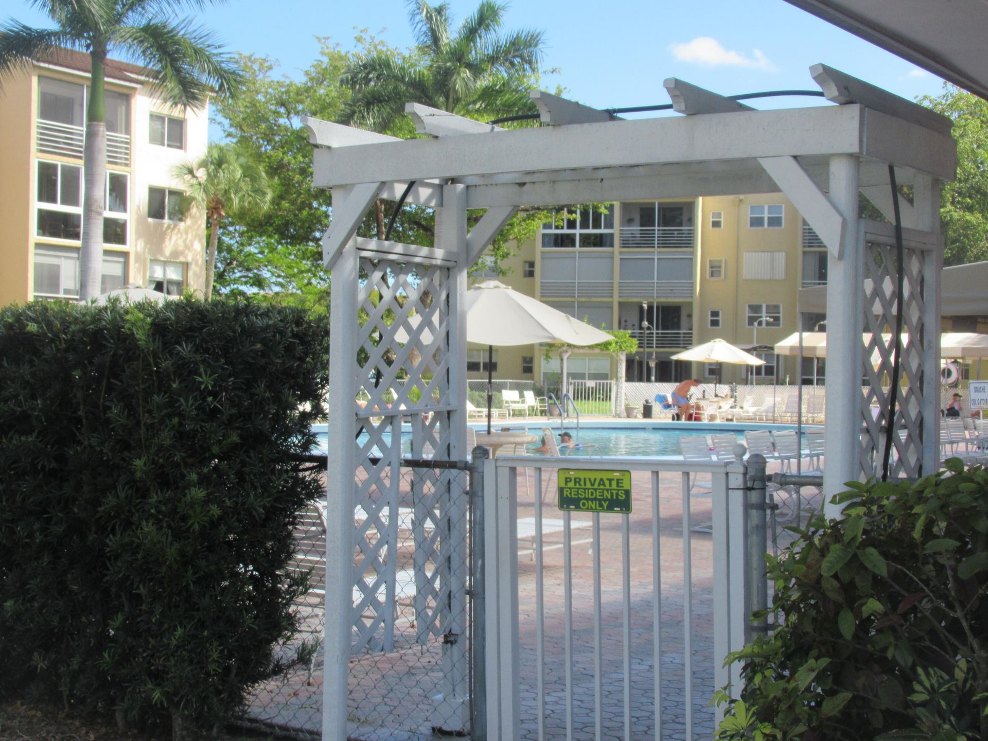 2841 Somerset Drive, Unit 205, Lauderdale Lakes, FL 33311 Photo