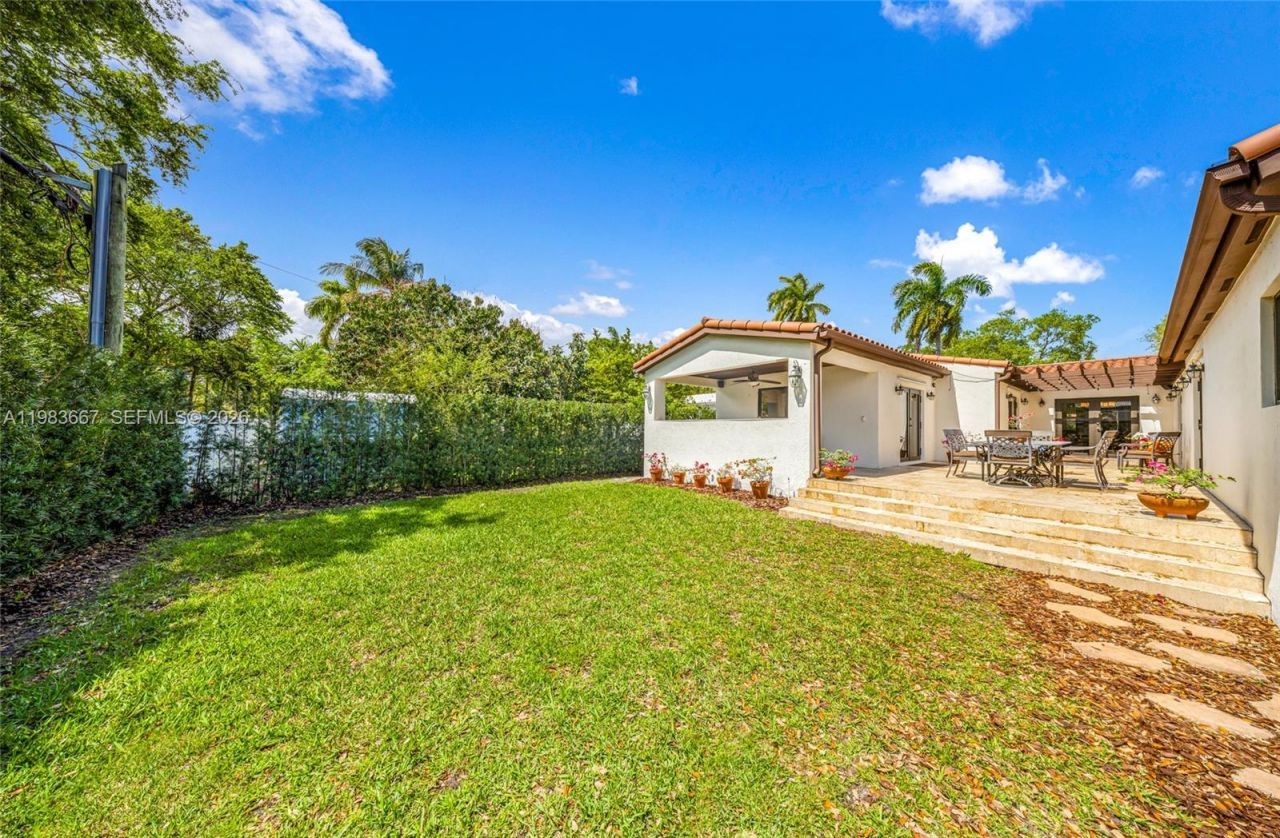 1740 Westward Dr , Miami Springs, FL 33166 Photo