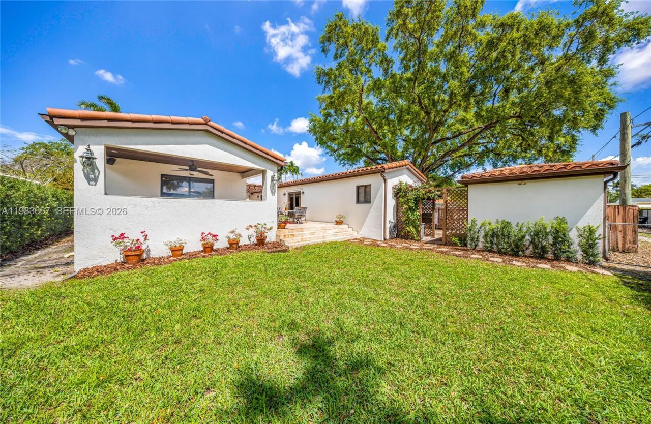 1740 Westward Dr , Miami Springs, FL 33166 Photo