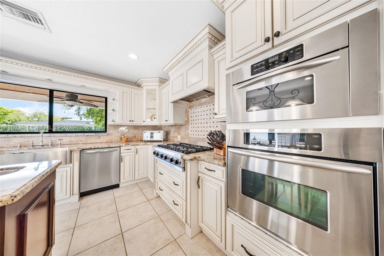 1740 Westward Dr , Miami Springs, FL 33166 Photo