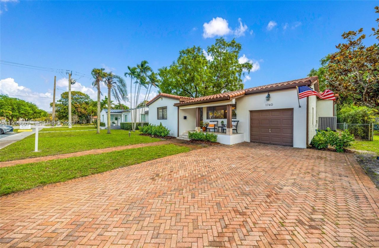 1740 Westward Dr , Miami Springs, FL 33166 Photo