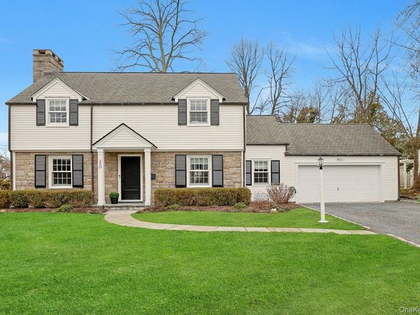 250 Mamaroneck Road, Scarsdale, NY 10583