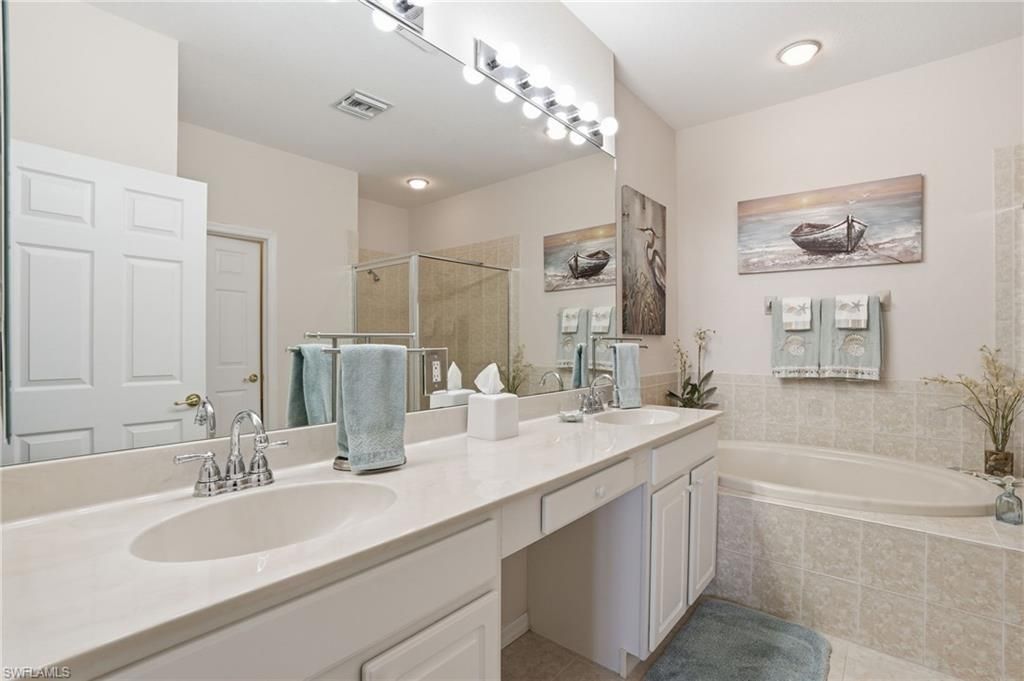 13950 Lake Mahogany Blvd, Unit 1221, Fort Myers, FL 33907 Photo