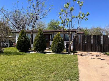 2408 Cass Street, Fort Worth, TX 76112