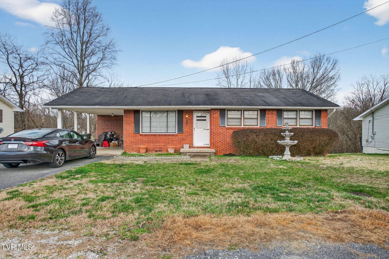3356 Grandview Drive, Kingsport, TN 37660 Main Photo