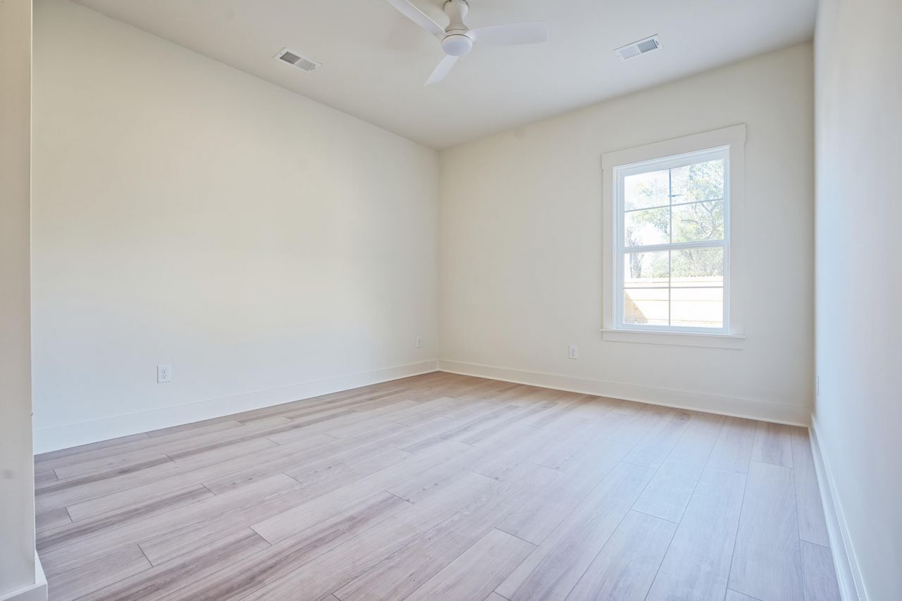 4829 Williams Avenue Photo 29