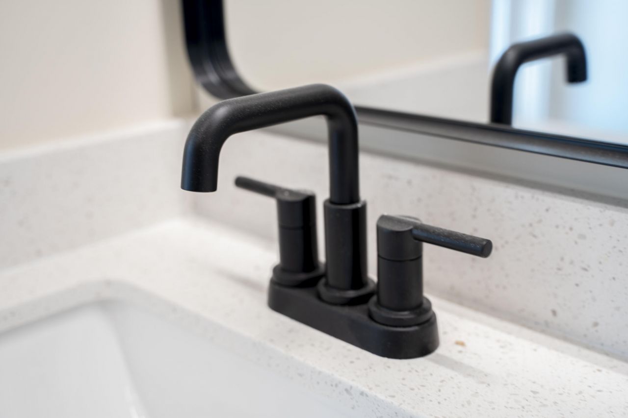 4829 Williams Avenue Photo 4