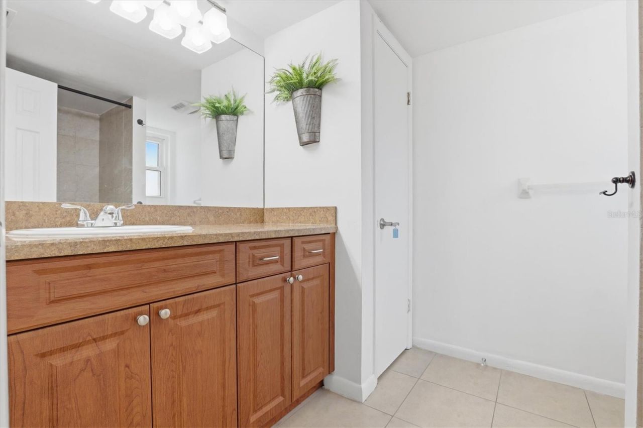 506 Summerwood Court, Tarpon Springs, FL 34689 Photo