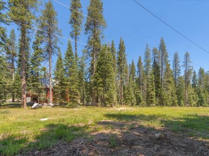 51711 Tamarack Crescent, Soda Springs, CA 95728 Photo