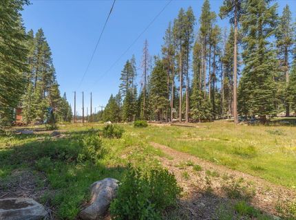 51711 Tamarack Crescent, Soda Springs, CA 95728 Photo
