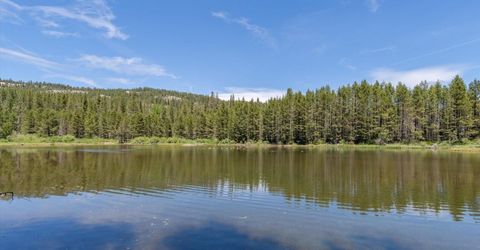 51711 Tamarack Crescent, Soda Springs, CA 95728 Photo