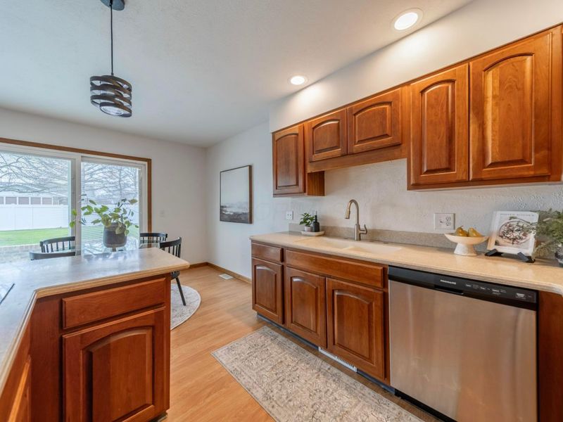 535 Garden Place, Marion, OH 43302 Photo 5