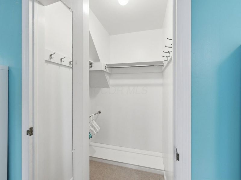 3670 Romnay Road, Columbus, OH 43220 Photo 31