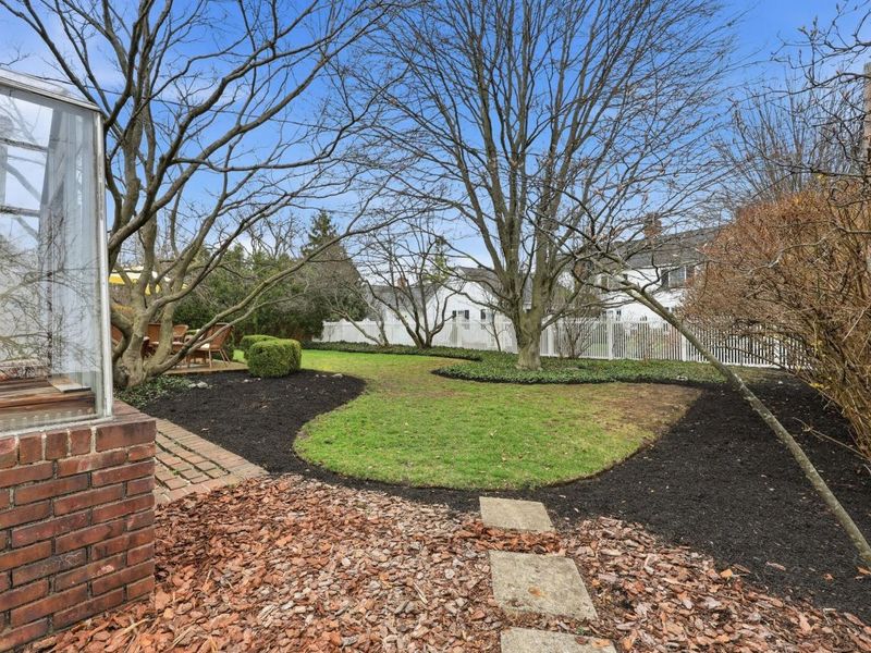 3670 Romnay Road, Columbus, OH 43220 Photo 44