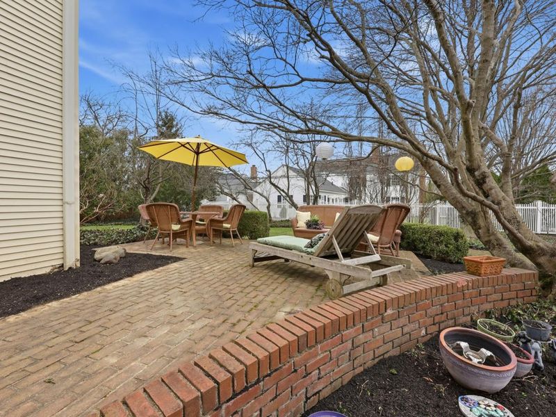 3670 Romnay Road, Columbus, OH 43220 Photo 48