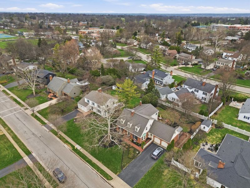 3670 Romnay Road, Columbus, OH 43220 Photo 52