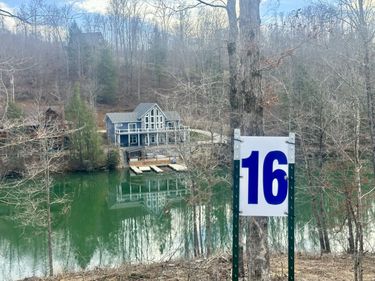 Lot 16 Sleepy Hollow Road, Unit Lot 16, East Bernstadt, KY 40729