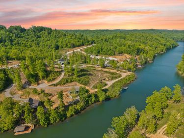 Lot 16 Sleepy Hollow Road, Unit Lot 16, East Bernstadt, KY 40729