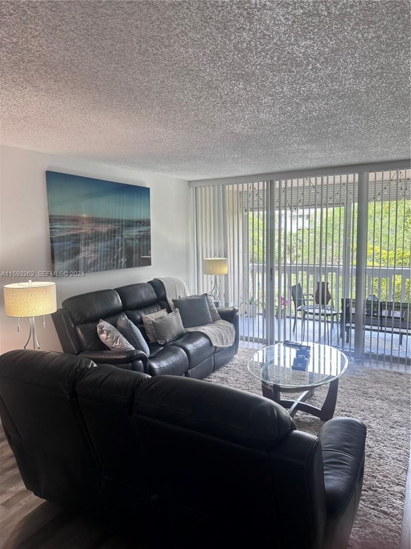 7021 Environ Boulevard, Unit 317, Lauderhill, FL 33319 Photo