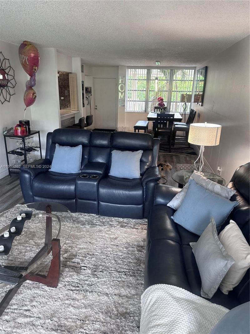 7021 Environ Boulevard, Unit 317, Lauderhill, FL 33319 Photo