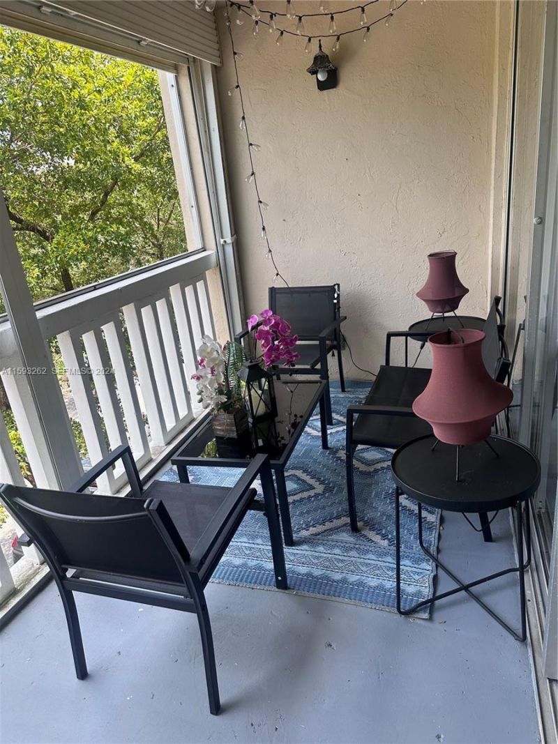 7021 Environ Boulevard, Unit 317, Lauderhill, FL 33319 Photo