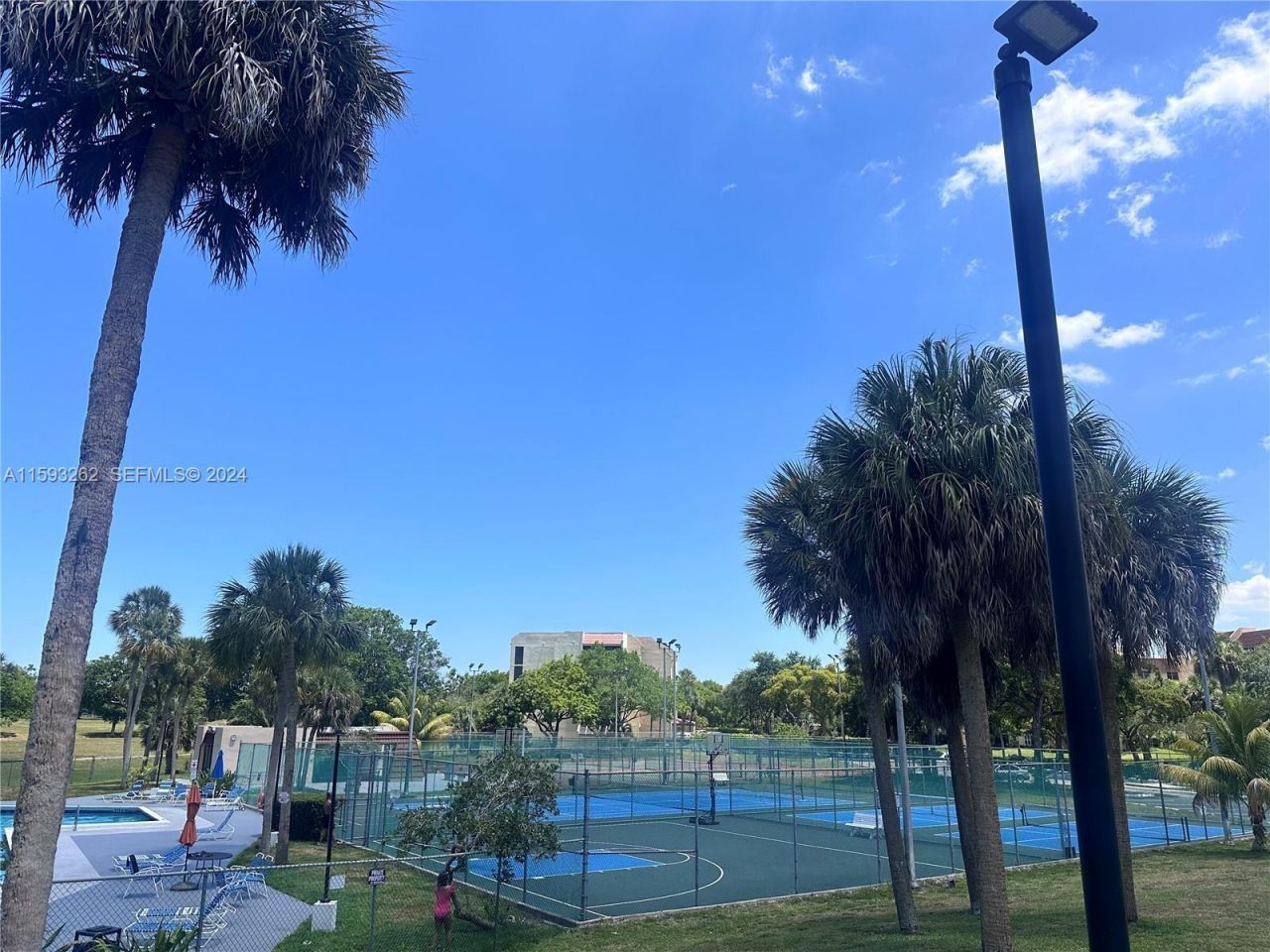 7021 Environ Boulevard, Unit 317, Lauderhill, FL 33319 Photo