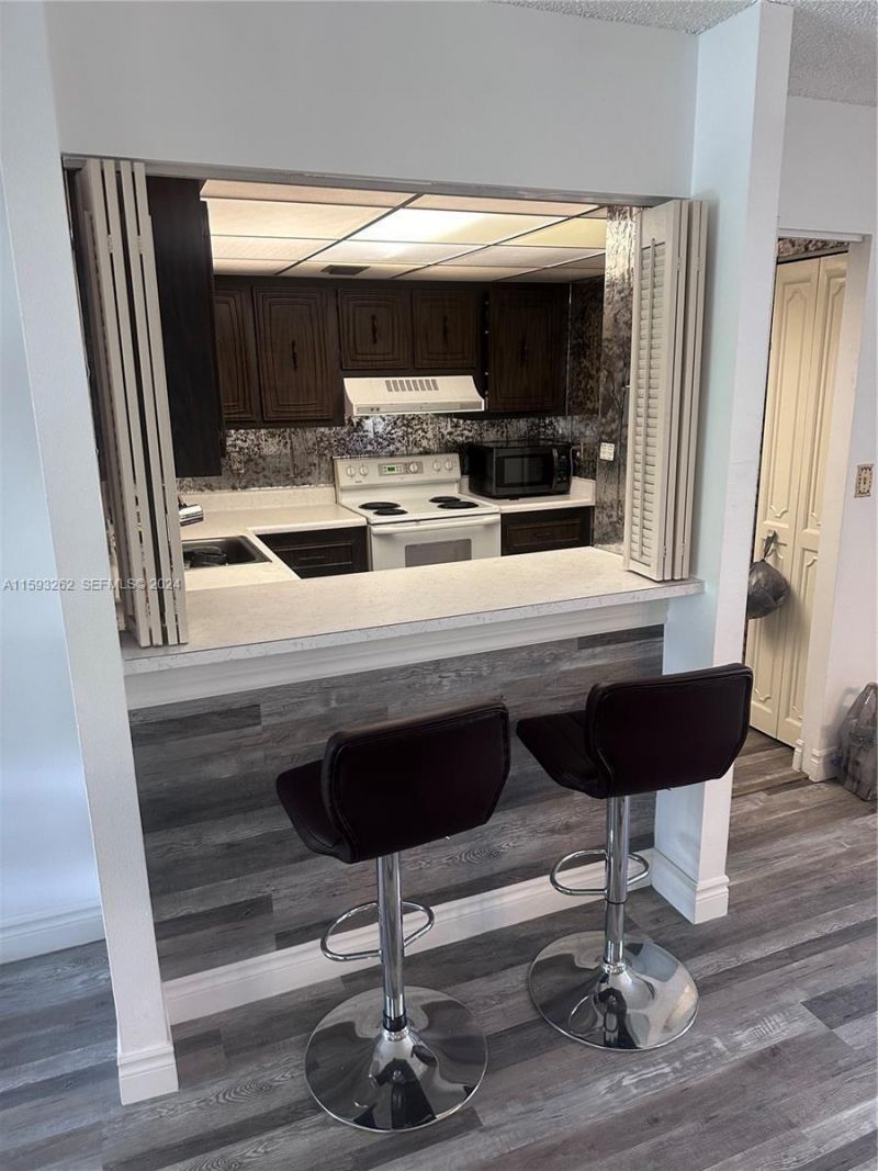 7021 Environ Boulevard, Unit 317, Lauderhill, FL 33319 Photo