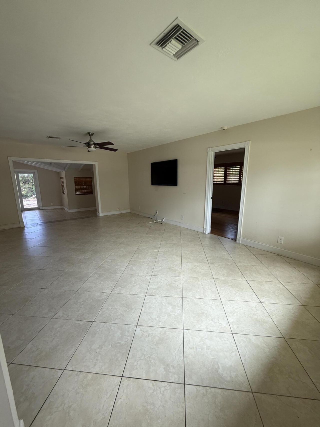 2456 Middle River Drive, Fort Lauderdale, FL 33305 Photo