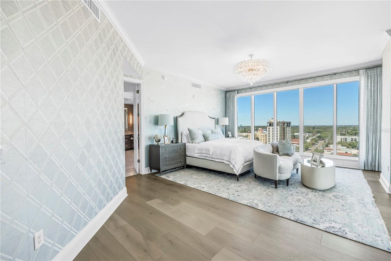 180 Beach Drive Ne, Unit 1401, Saint Petersburg, FL 33701 Photo