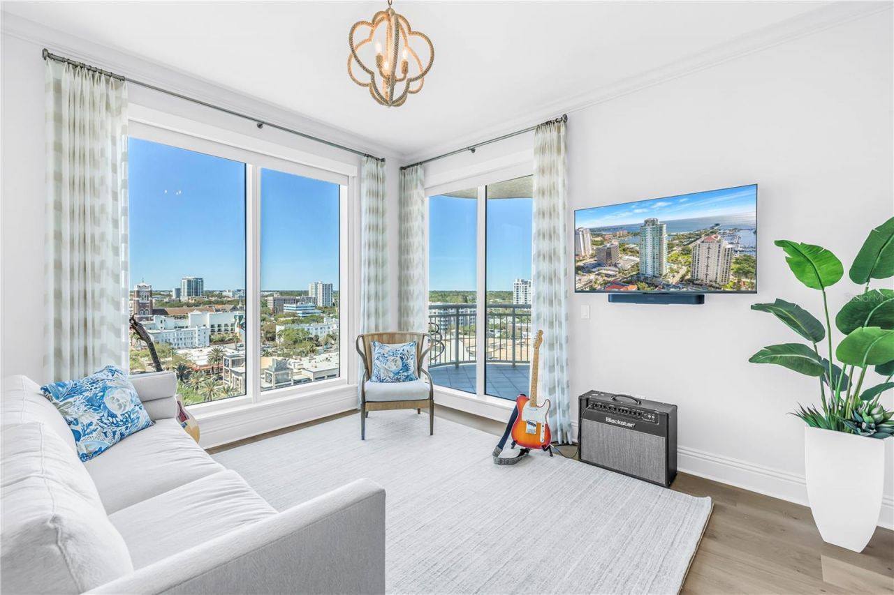 180 Beach Drive Ne, Unit 1401, Saint Petersburg, FL 33701 Photo