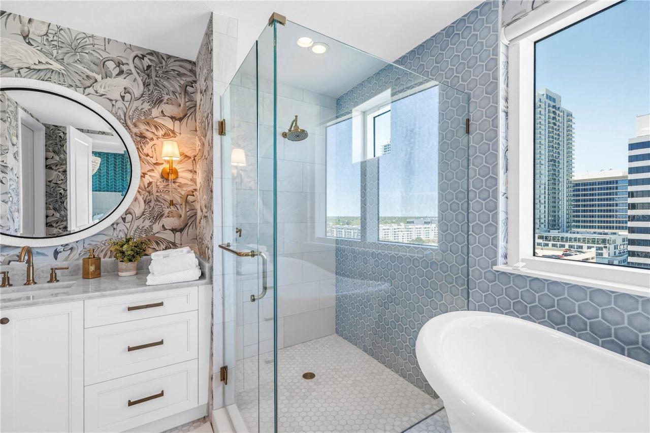 180 Beach Drive Ne, Unit 1401, Saint Petersburg, FL 33701 Photo