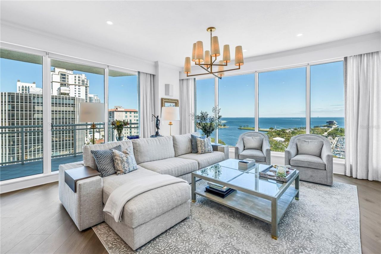 180 Beach Drive Ne, Unit 1401, Saint Petersburg, FL 33701 Photo