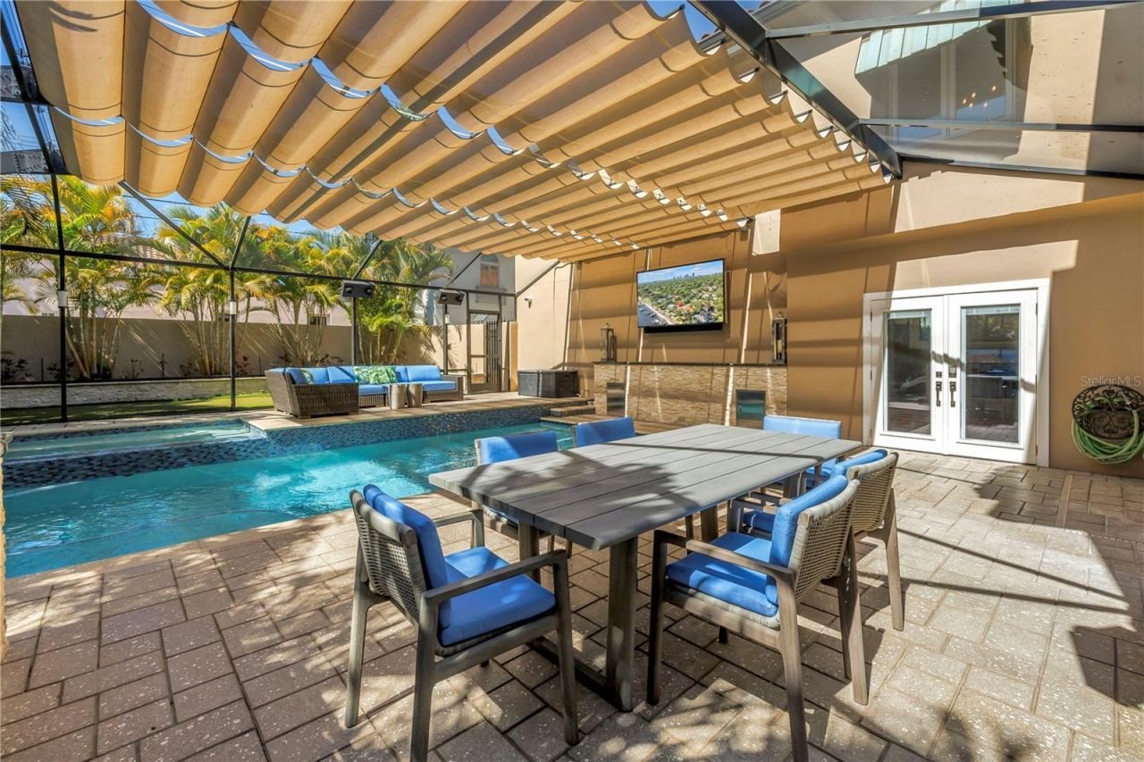 2410 Coffee Pot Boulevard Ne, Saint Petersburg, FL 33704 Photo