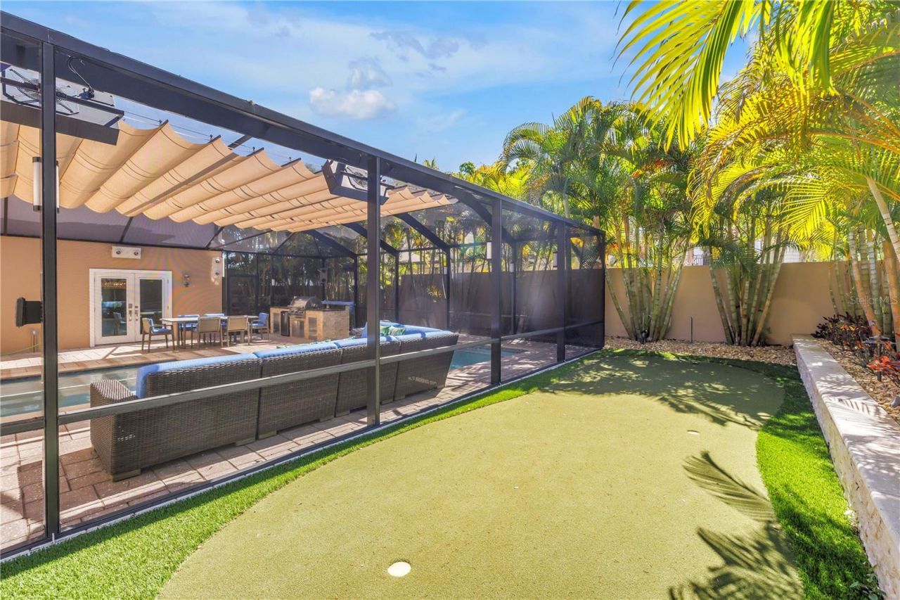 2410 Coffee Pot Boulevard Ne, Saint Petersburg, FL 33704 Photo