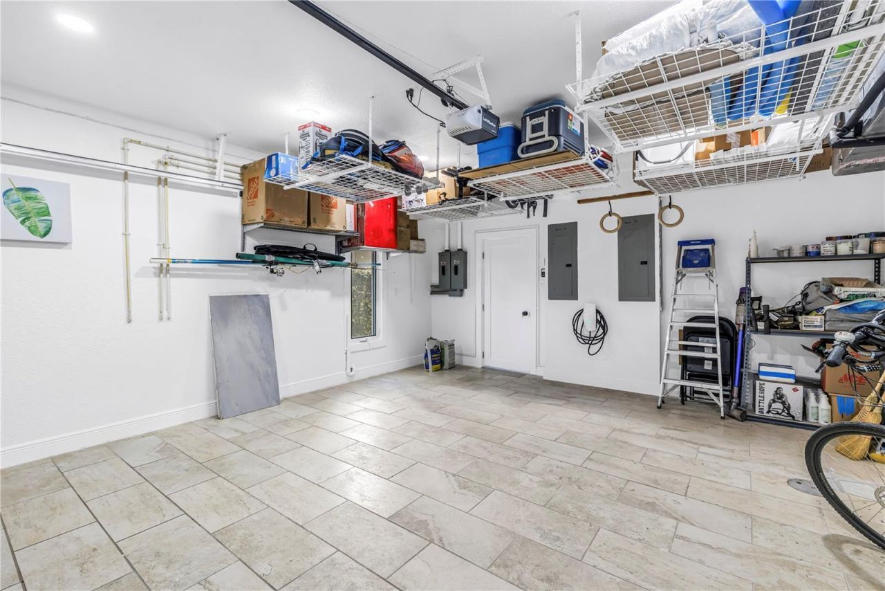 2410 Coffee Pot Boulevard Ne, Saint Petersburg, FL 33704 Photo