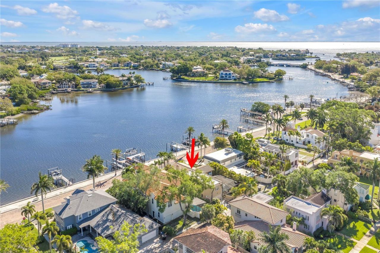 2410 Coffee Pot Boulevard Ne, Saint Petersburg, FL 33704 Photo