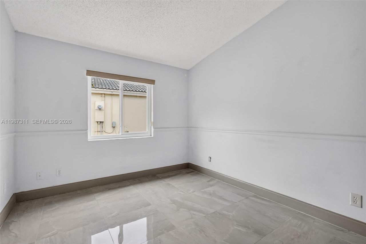 2481 SW 102nd Ave, Miramar, FL 33025 Photo