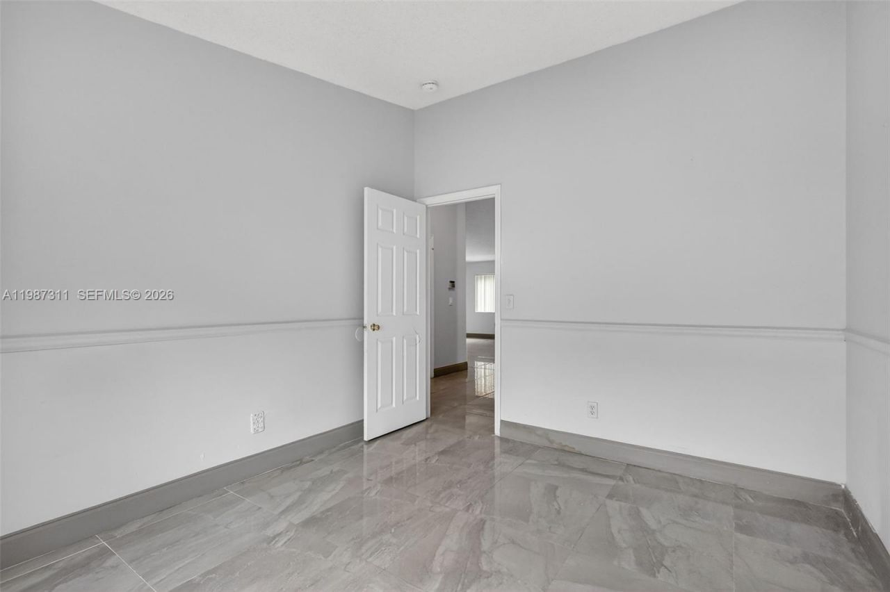 2481 SW 102nd Ave, Miramar, FL 33025 Photo