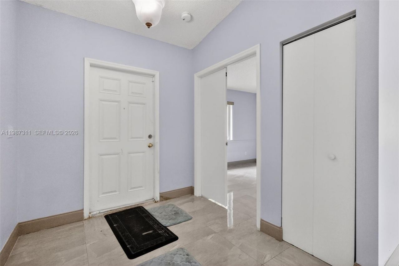 2481 SW 102nd Ave, Miramar, FL 33025 Photo