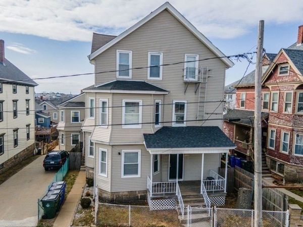 1029 Plymouth Ave, Unit 1, Fall River, MA 02721