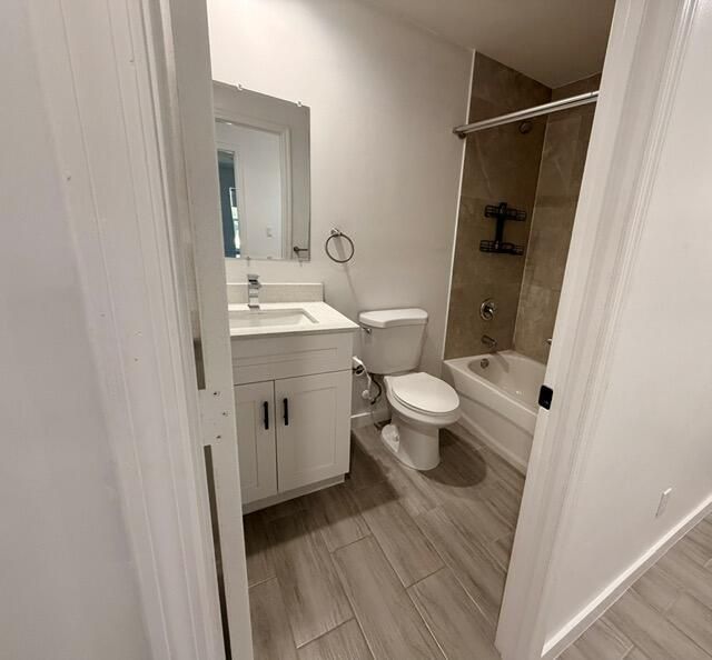 2490 SE Bayshore Boulevard, Port Saint Lucie, FL 34984 Photo