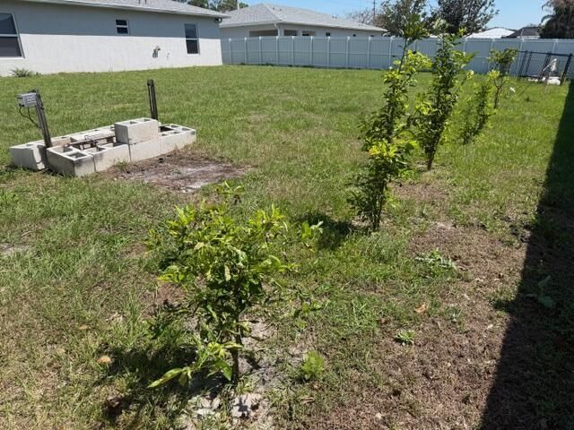 2490 SE Bayshore Boulevard, Port Saint Lucie, FL 34984 Photo