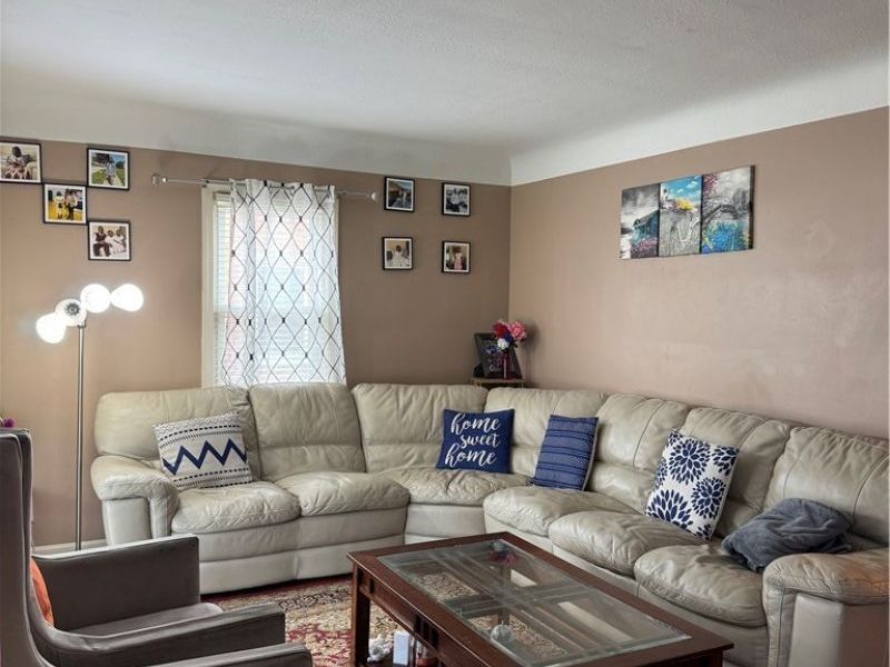 1753 Temple Avenue, Mayfield Heights, OH 44124 Photo 3